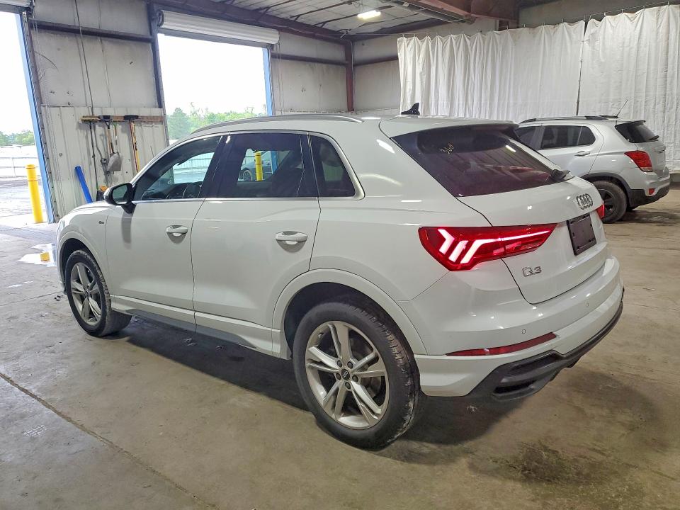Photo 2 from auction – 2022 AUDI Q3 with VIN WA1EECF35N1119992