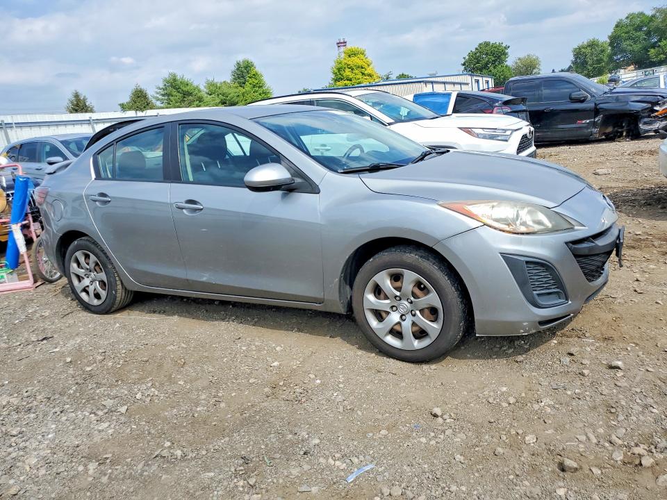 Photo 4 from auction – 2010 MAZDA 3 with VIN JM1BL1SG7A1349877