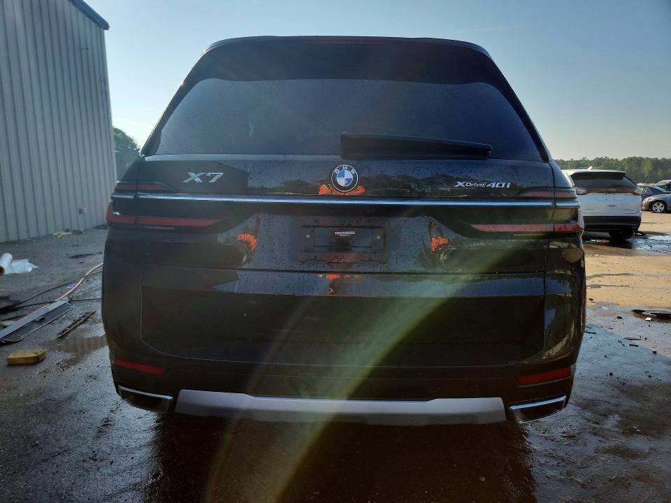 Photo 6 from auction – 2023 BMW X7 with VIN 5UX23EM02P9R10714