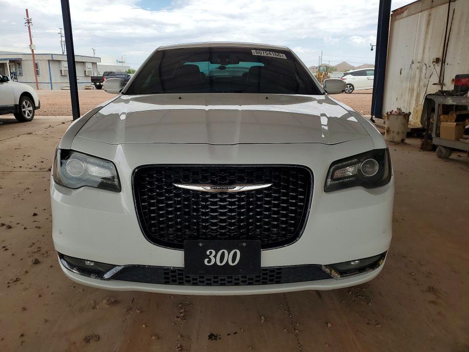 Photo 5 from auction – 2016 CHRYSLER 300 with VIN 2C3CCAGG1GH298744