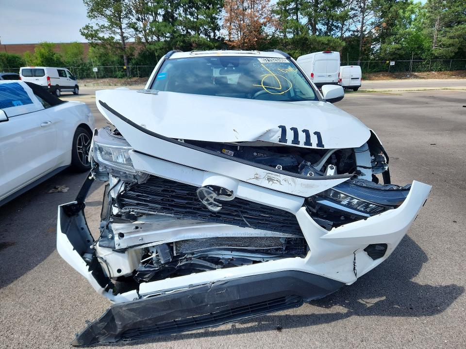 Photo 5 from auction – 2020 TOYOTA RAV4 with VIN 2T3P1RFV7LC103159