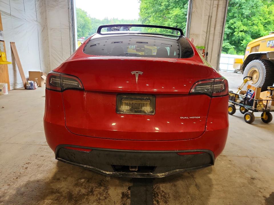 Photo 6 from auction – 2023 TESLA MODEL Y with VIN 7SAYGAEE6PF788810