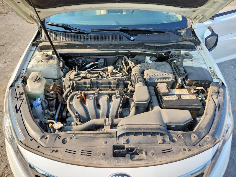 Photo 11 from auction – 2013 KIA OPTIMA with VIN KNAGM4A76D5425315