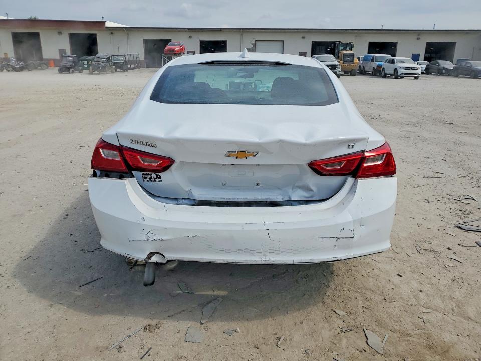 Photo 6 from auction – 2023 CHEVROLET MALIBU with VIN 1G1ZD5ST1PF210641