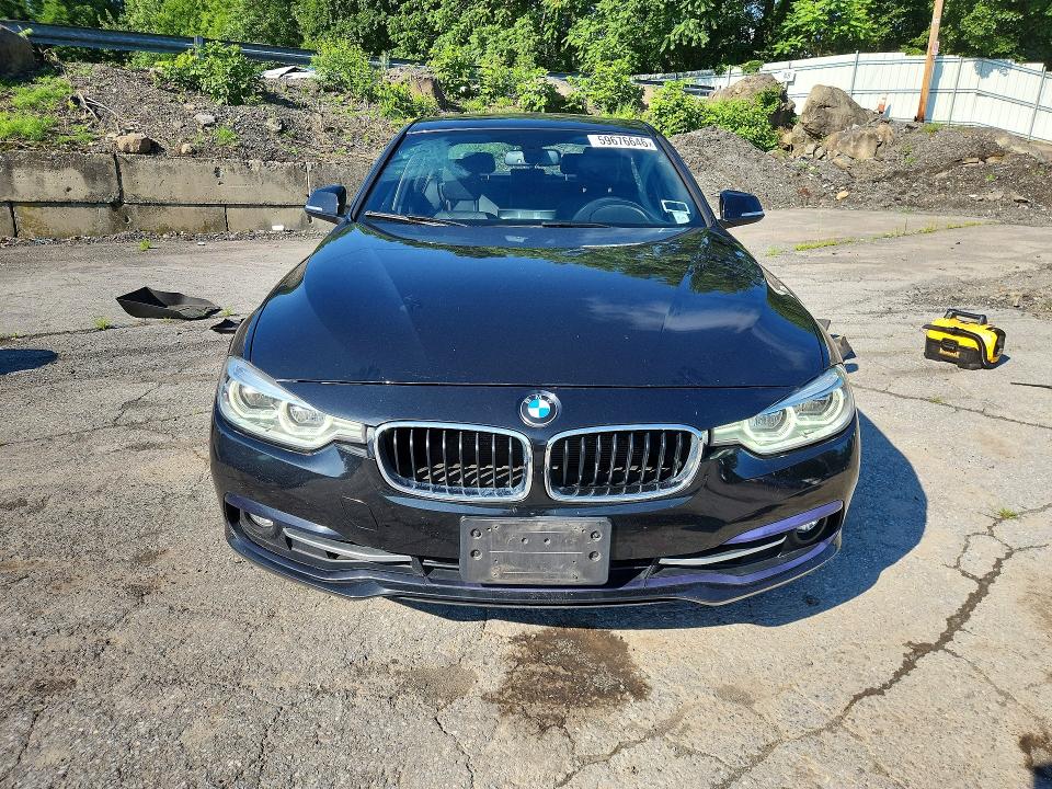 Photo 5 from auction – 2018 BMW 330 with VIN WBA8D9G56JNU66689