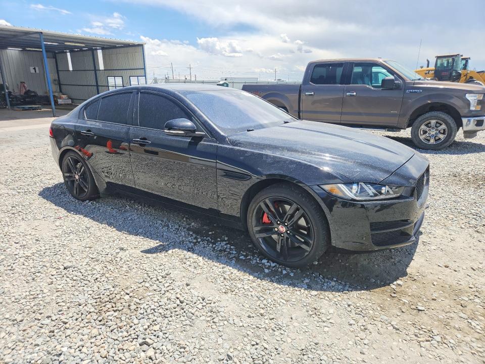 Photo 4 from auction – 2017 JAGUAR XE with VIN SAJAK4BV0HA969478