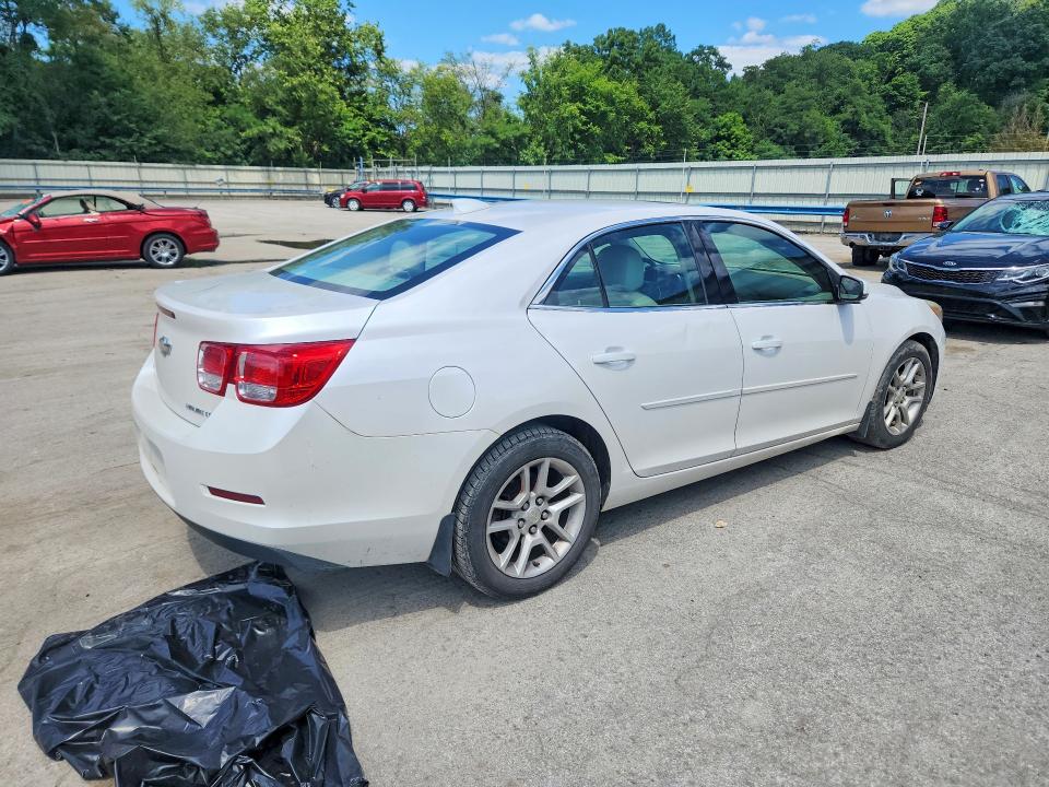 Photo 3 from auction – 2015 CHEVROLET MALIBU with VIN 1G11C5SL3FF235006