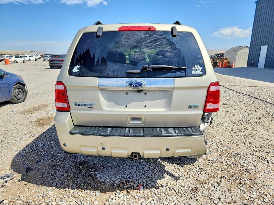 Photo 6 from auction – 2011 FORD ESCAPE with VIN 1FMCU9EG3BKB84154