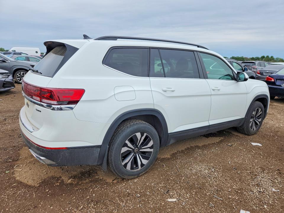 Photo 3 from auction – 2024 VOLKSWAGEN ATLAS with VIN 1V2LR2CA7RC509225