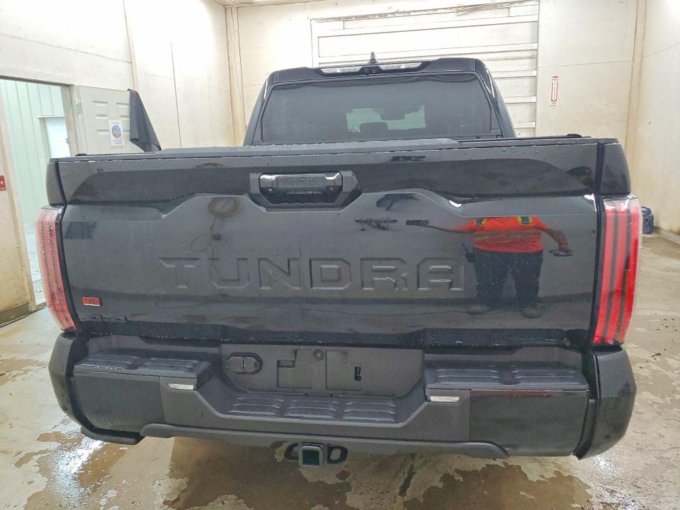 Photo 6 from auction – 2026 TOYOTA TUNDRA with VIN 5TFWA5DB4TX402972