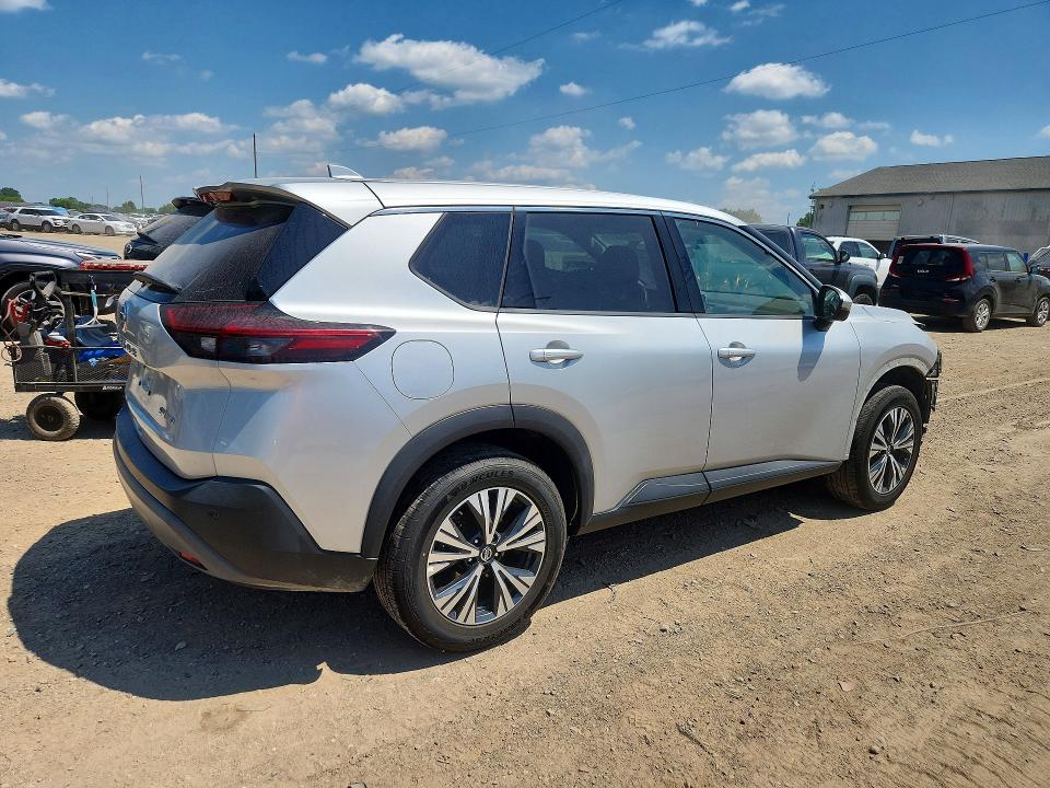 Photo 3 from auction – 2021 NISSAN ROGUE with VIN 5N1AT3BB2MC725451