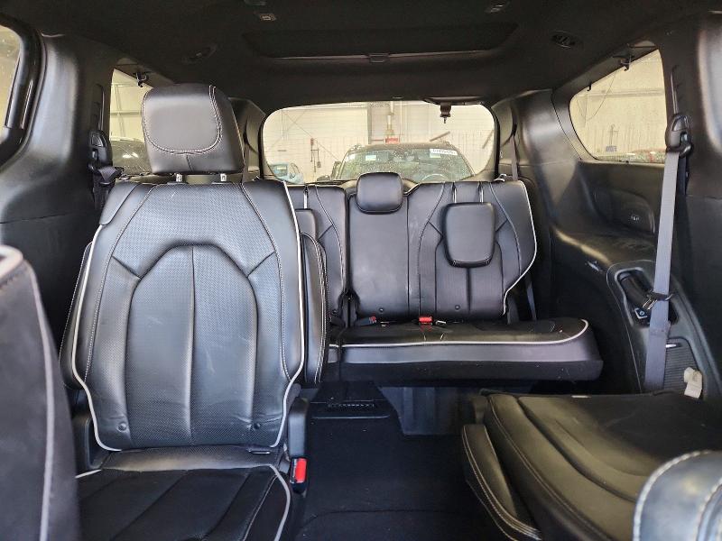 Photo 10 from auction – 2020 CHRYSLER PACIFICA with VIN 2C4RC1GG8LR183116