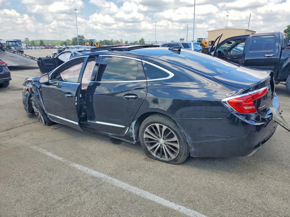 Photo 2 from auction – 2017 BUICK LACROSSE with VIN 1G4ZP5SS0HU159065