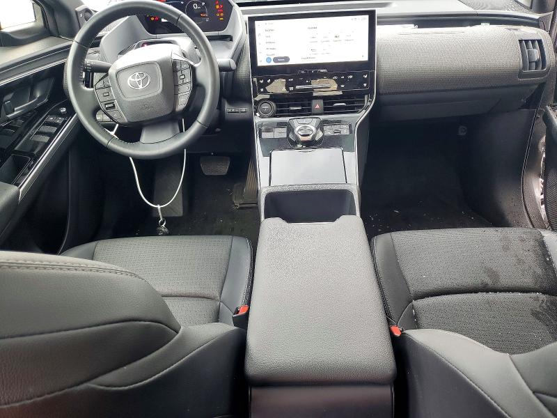 Zdjęcie 8 z aukcji – 2024 TOYOTA BZ4X z VIN JTMABACA2RA078215