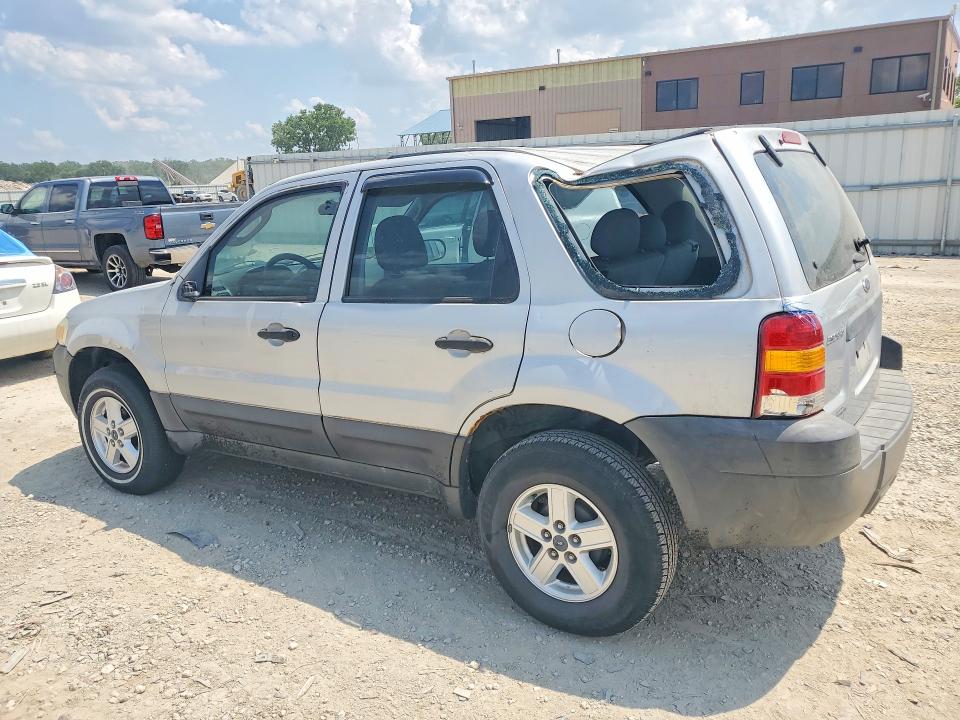 Photo 2 from auction – 2006 FORD ESCAPE with VIN 1FMYU02Z16KA54015