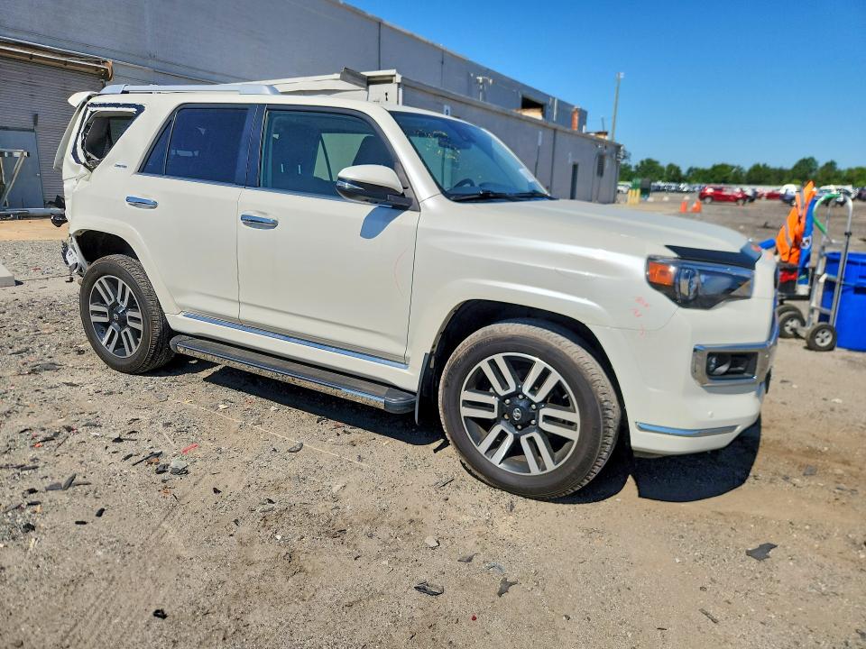 Photo 4 from auction – 2023 TOYOTA 4RUNNER with VIN JTEKU5JR4P6169867