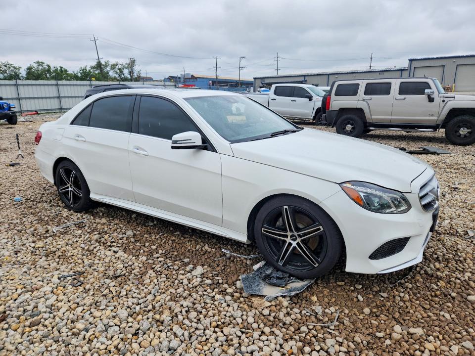 Photo 4 from auction – 2016 MERCEDES-BENZ E with VIN WDDHF8JB4GB246795