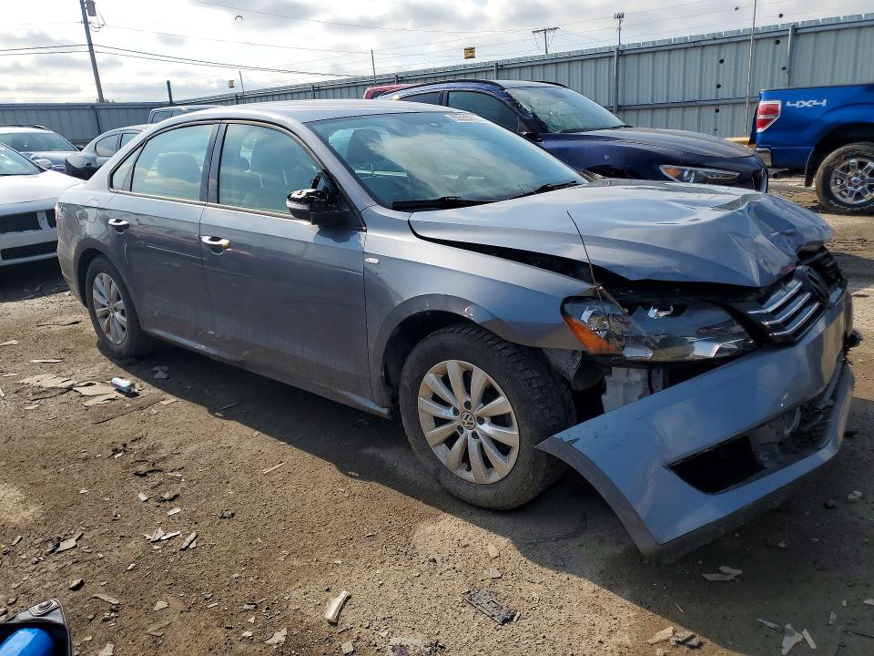 Photo 4 from auction – 2014 VOLKSWAGEN PASSAT with VIN 1VWAS7A35EC098526