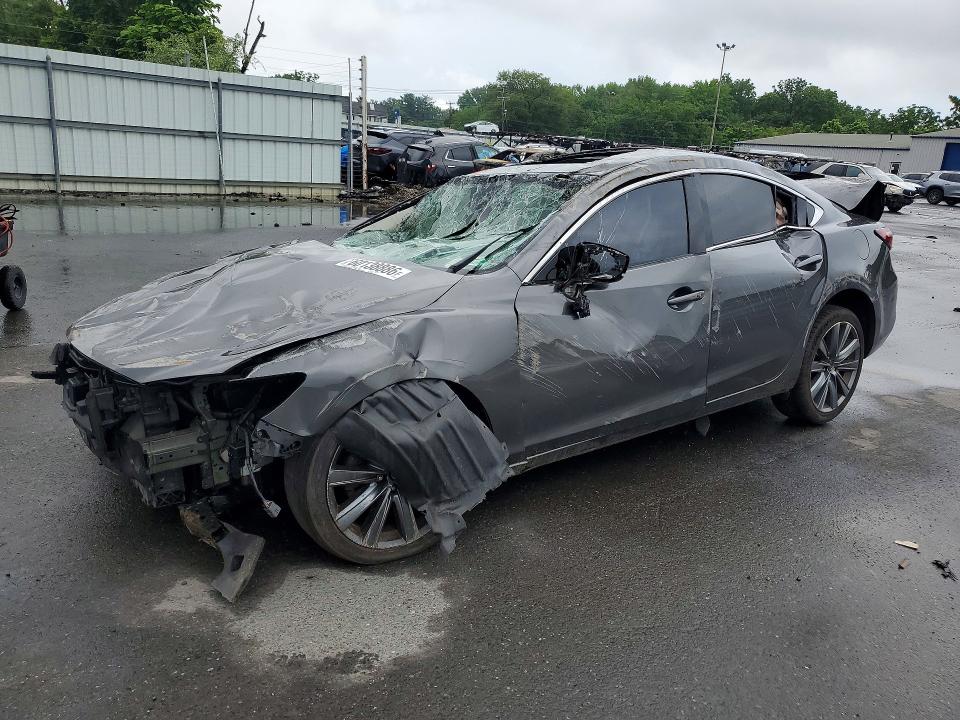 MAZDA 6 2018 with VIN JM1GL1VM4J1302233 - Photo from auction