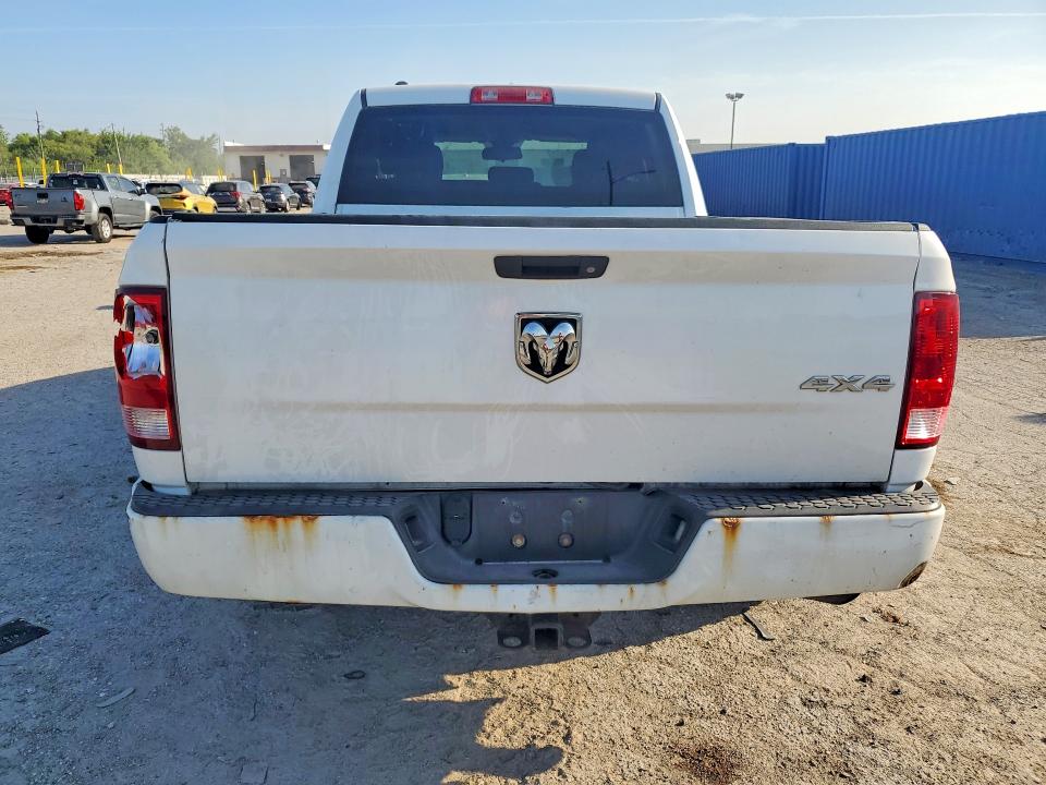 Foto 6 de la subasta – 2016 RAM 1500 con VIN 1C6RR7FT3GS321057