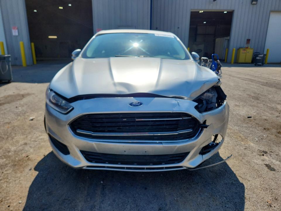 Foto 5 de la subasta – 2013 FORD FUSION con VIN 3FA6P0HR4DR305747