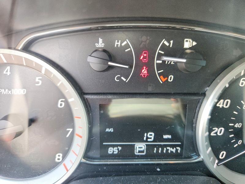 Photo 9 from auction – 2015 NISSAN SENTRA with VIN 3N1AB7AP5FL654025