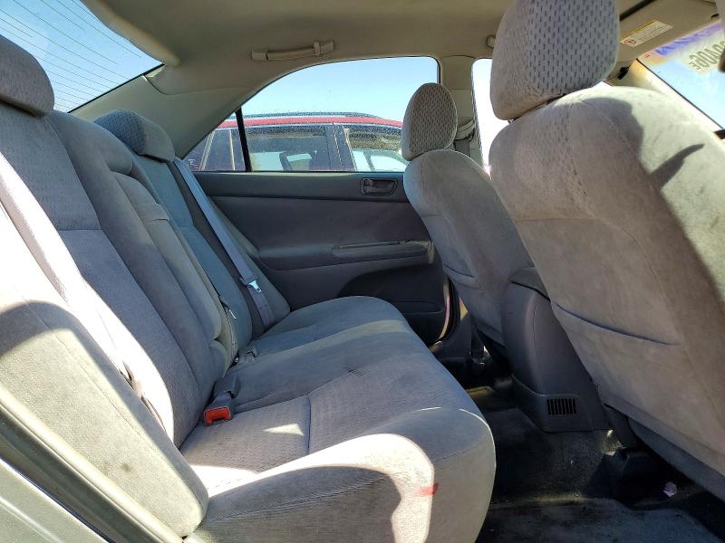 Photo 10 from auction – 2003 TOYOTA CAMRY with VIN 4T1BE32K13U682826