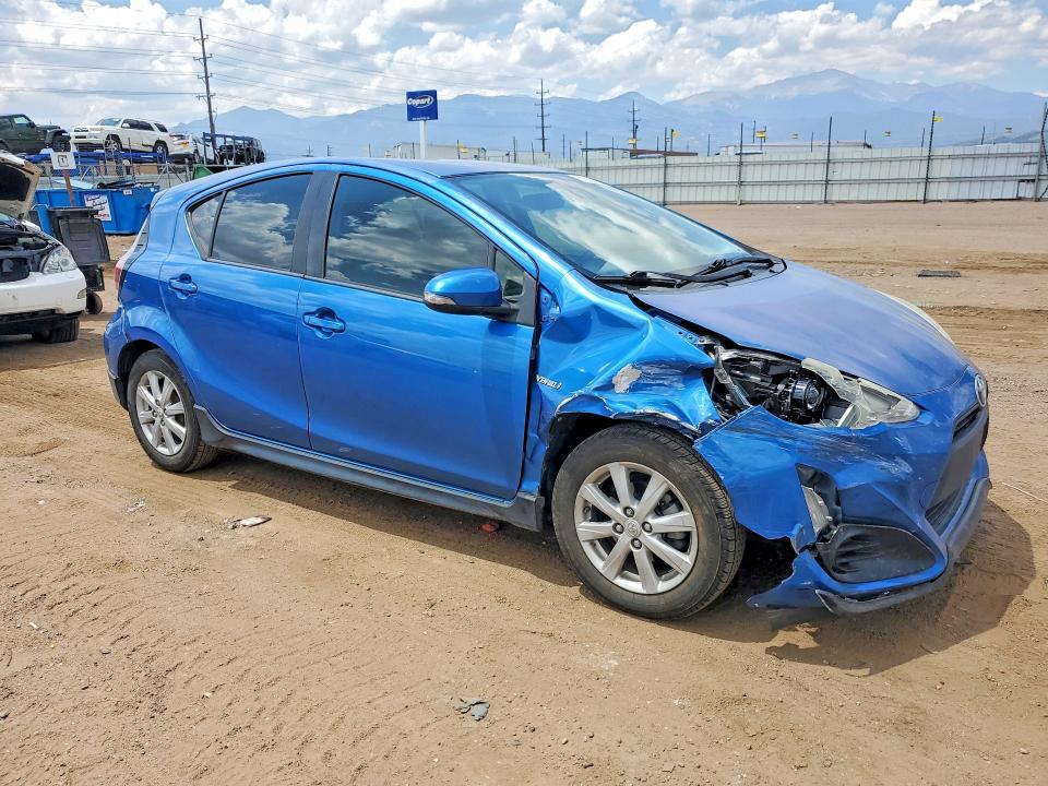 Photo 4 from auction – 2017 TOYOTA PRIUS C with VIN JTDKDTB33H1595583