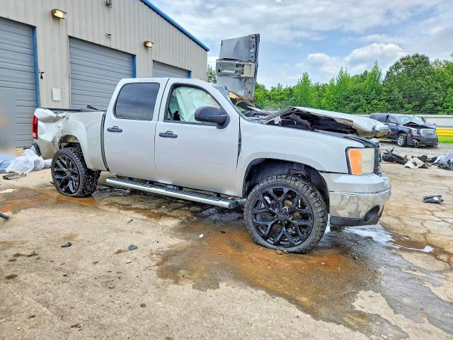 Photo 4 from auction – 2010 GMC SIERRA with VIN 3GTRCUEA1AG279043