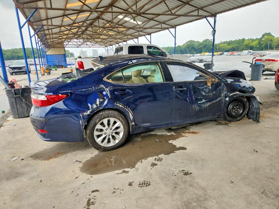 Photo 3 from auction – 2014 LEXUS ES with VIN JTHBW1GG1E2061772