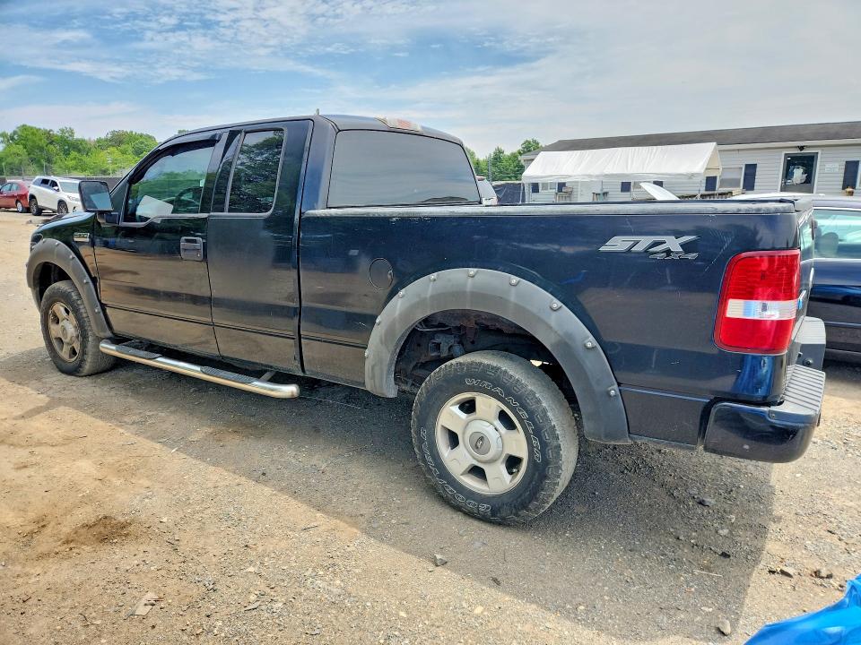 Photo 2 from auction – 2004 FORD F150 with VIN 1FTRX14W74FA08932