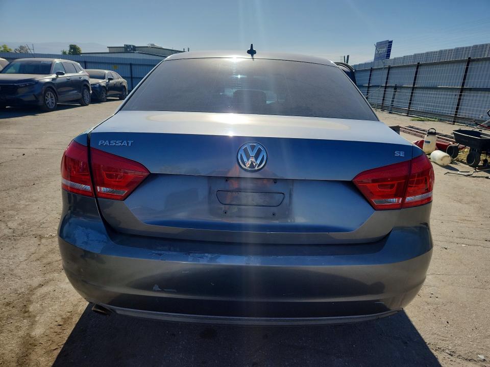 Photo 6 from auction – 2013 VOLKSWAGEN PASSAT with VIN 1VWBP7A31DC067407