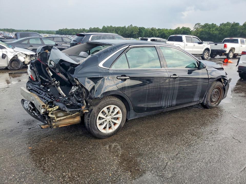 Photo 3 from auction – 2015 TOYOTA CAMRY with VIN 4T4BF1FKXFR478211
