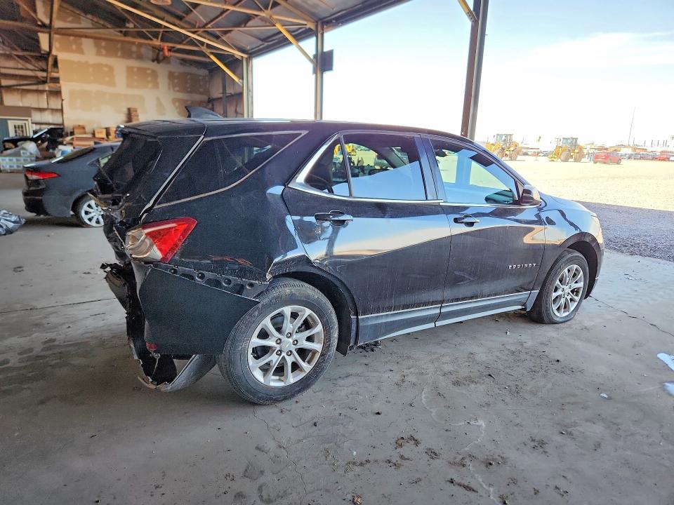 Photo 3 from auction – 2018 CHEVROLET EQUINOX with VIN 3GNAXJEV6JL309557