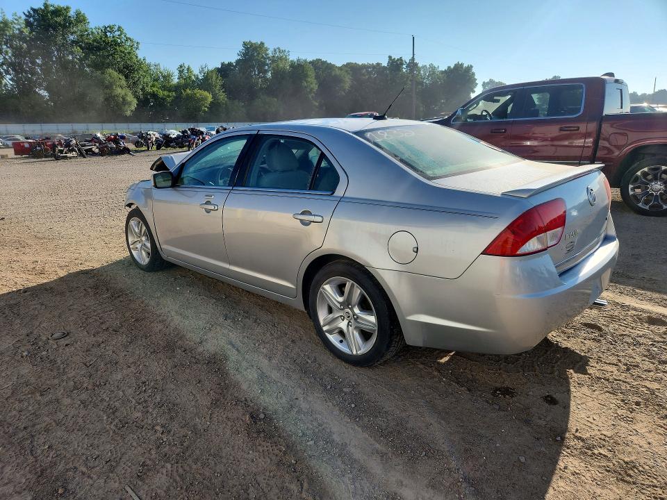 Photo 2 from auction – 2010 MERCURY MILAN with VIN 3MEHM0HA7AR601832