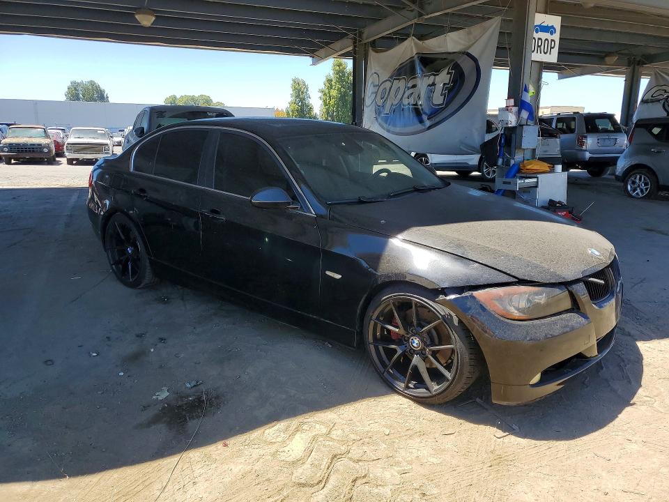 Photo 4 from auction – 2006 BMW 330 with VIN WBAVB33566PS13735