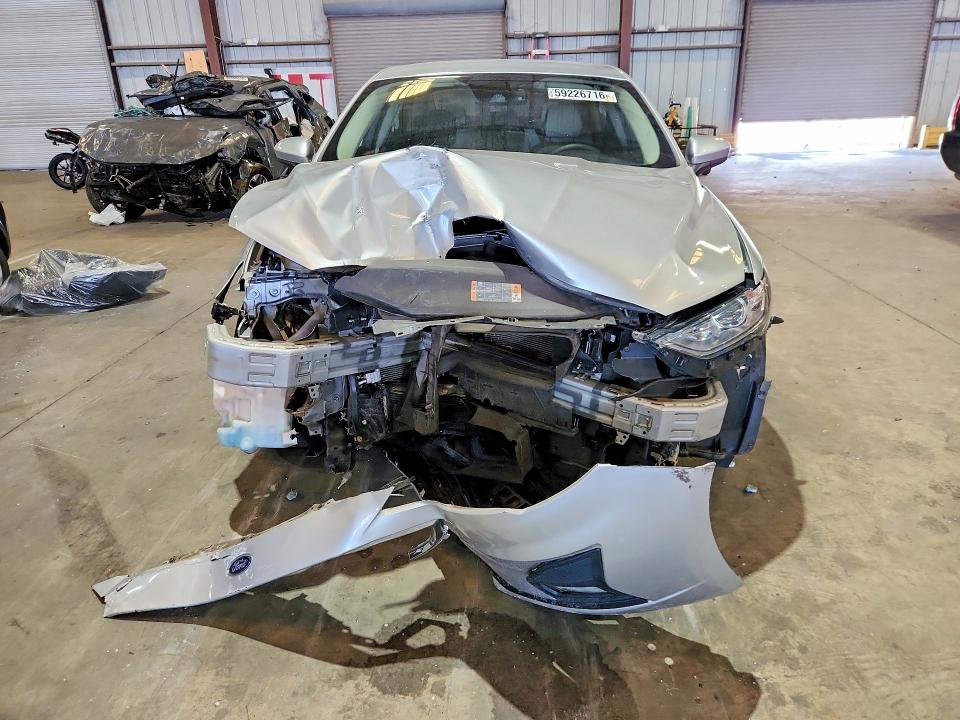 Photo 5 from auction – 2019 FORD FUSION with VIN 3FA6P0HDXKR245894