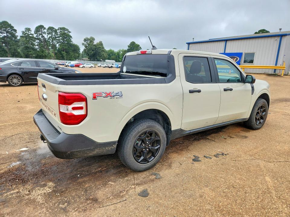 Photo 3 from auction – 2024 FORD MAVERICK with VIN 3FTTW8J90RRB17274