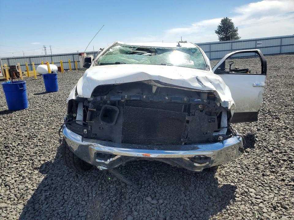 Photo 5 from auction – 2016 RAM 2500 with VIN 3C6UR5DL0GG268441