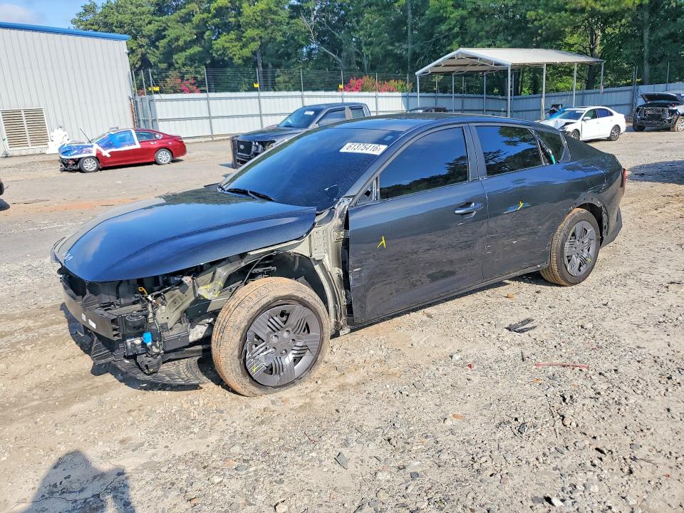 KIA K4 2025 con VIN 3KPFT4DE3SE136731 - Foto de la subasta