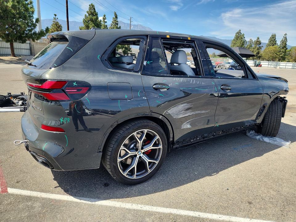 Photo 3 from auction – 2026 BMW X5 with VIN 5UX43EU08T9025646
