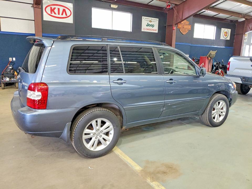Photo 3 from auction – 2006 TOYOTA HIGHLANDER with VIN JTEEW21A960023532
