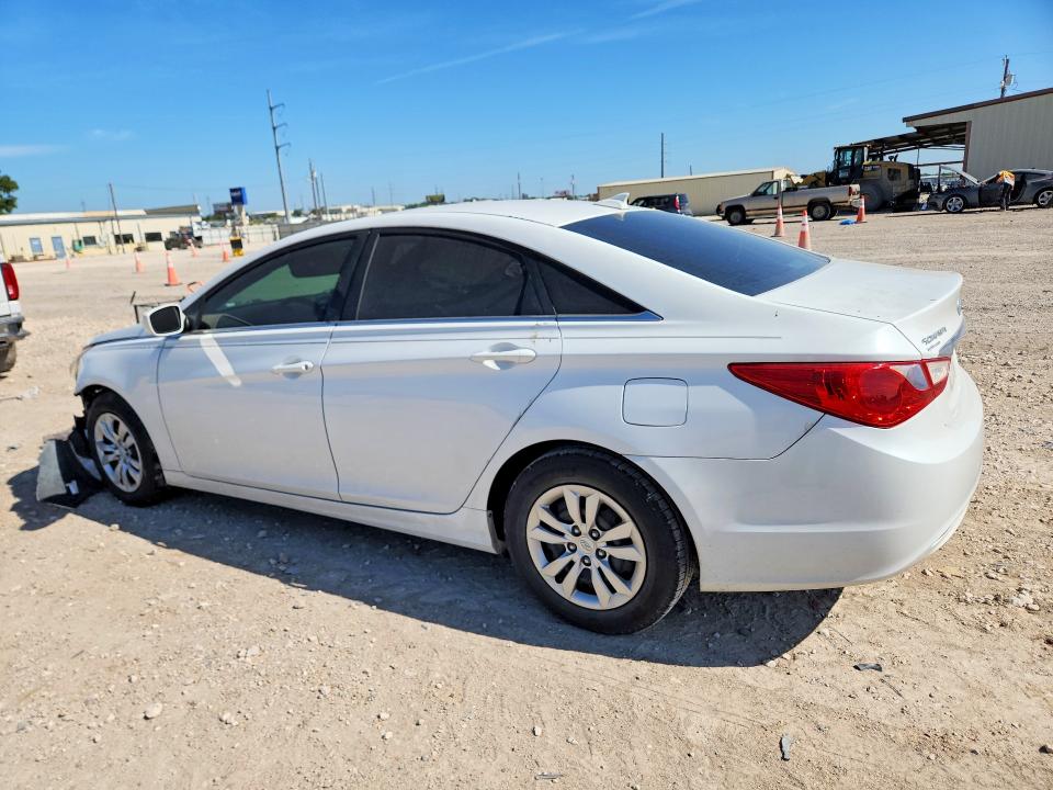 Photo 2 from auction – 2012 HYUNDAI SONATA with VIN 5NPEB4AC1CH482582