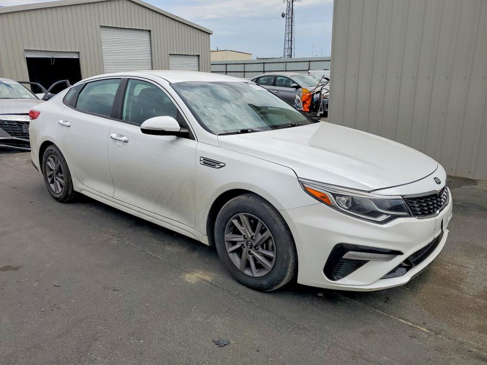 Photo 4 from auction – 2020 KIA OPTIMA with VIN 5XXGT4L30LG428270