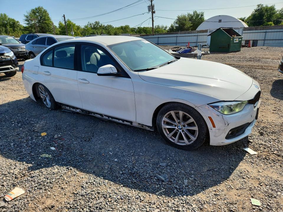 Photo 4 from auction – 2018 BMW 320 with VIN WBA8A3C54JA499628