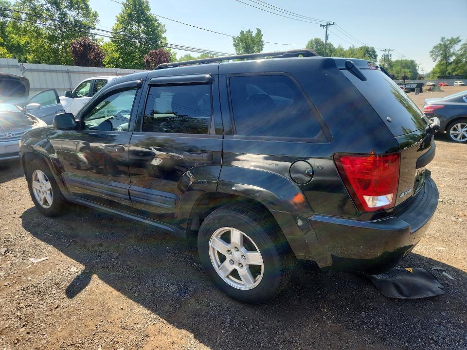 Photo 2 from auction – 2005 JEEP GRAND CHEROKEE with VIN 1J4GR48K55C541000