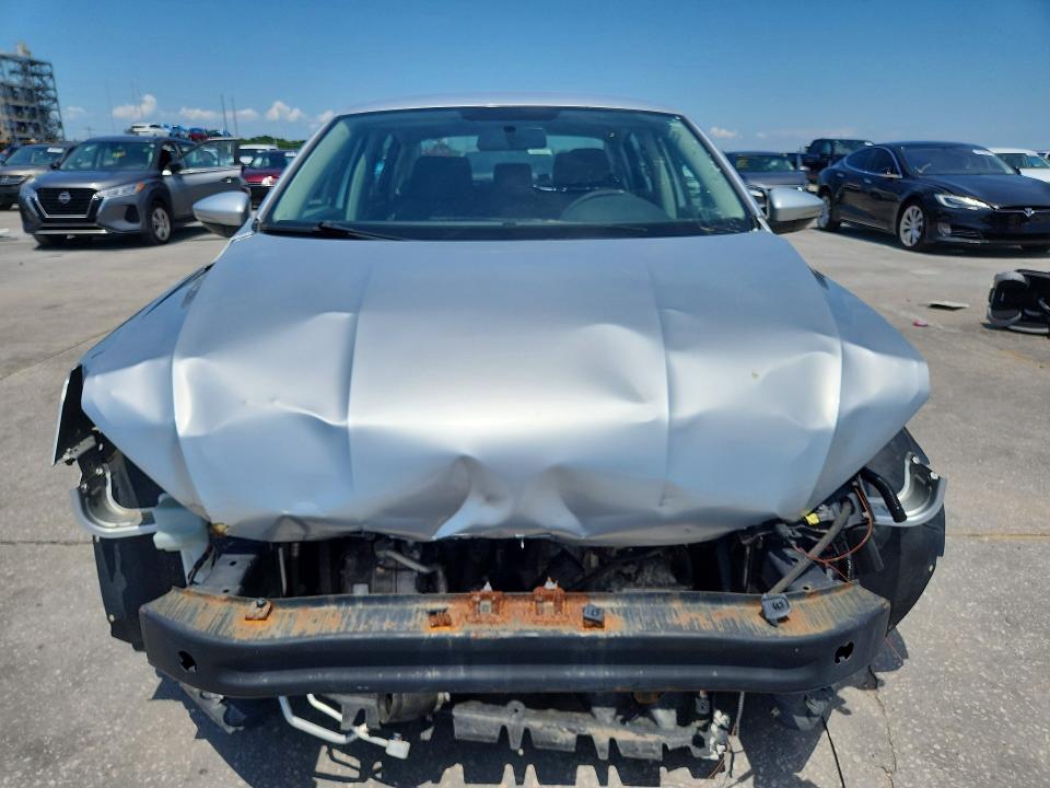 Photo 5 from auction – 2018 VOLKSWAGEN PASSAT with VIN 1VWAA7A34JC015553