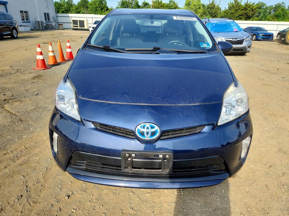 Foto 5 de la subasta – 2013 TOYOTA PRIUS con VIN JTDKN3DU2D1723955