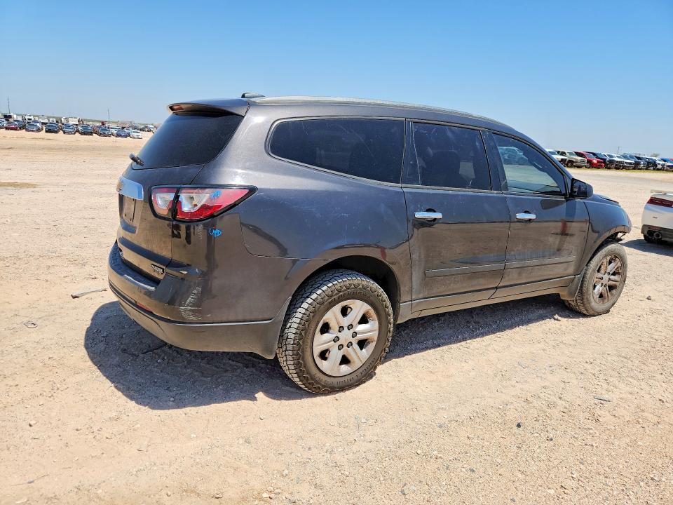 Photo 3 from auction – 2017 CHEVROLET TRAVERSE with VIN 1GNKRFKD6HJ135658