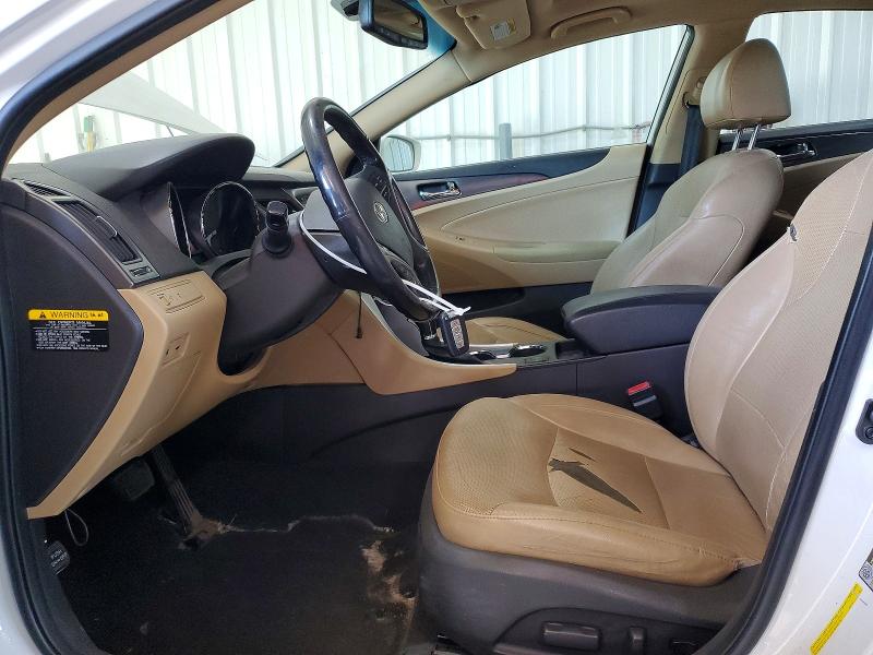 Photo 7 from auction – 2013 HYUNDAI SONATA with VIN KMHEC4A43DA068147